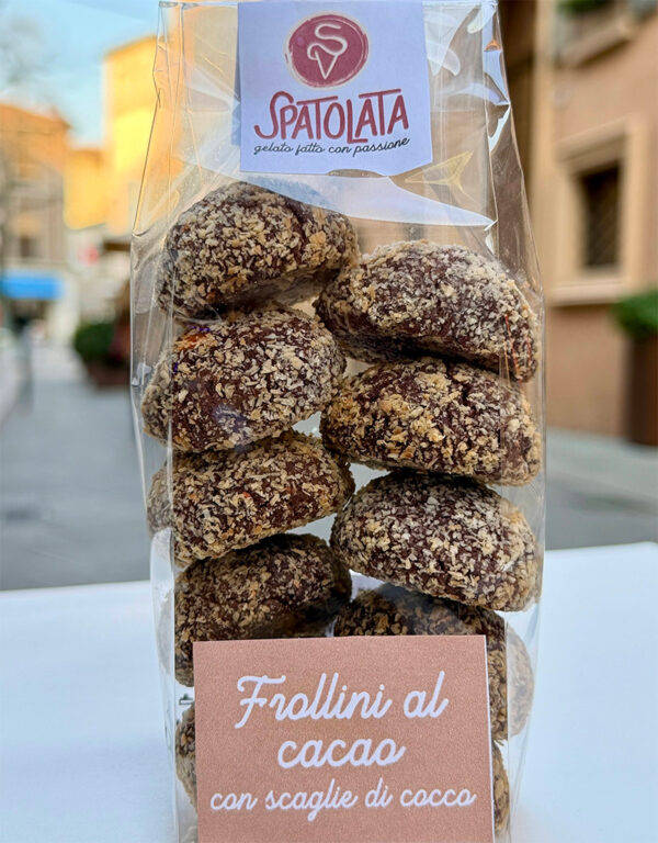 Frollini al cacao con scaglie di cocco